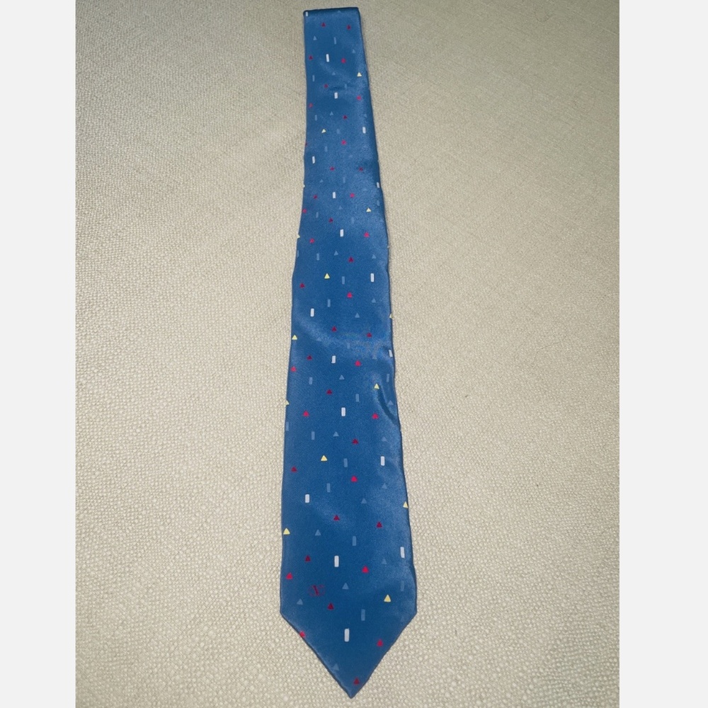 Vintage Valentino 3 inch wide Neck Tie 100% Silk Italy 1980s Office Professional